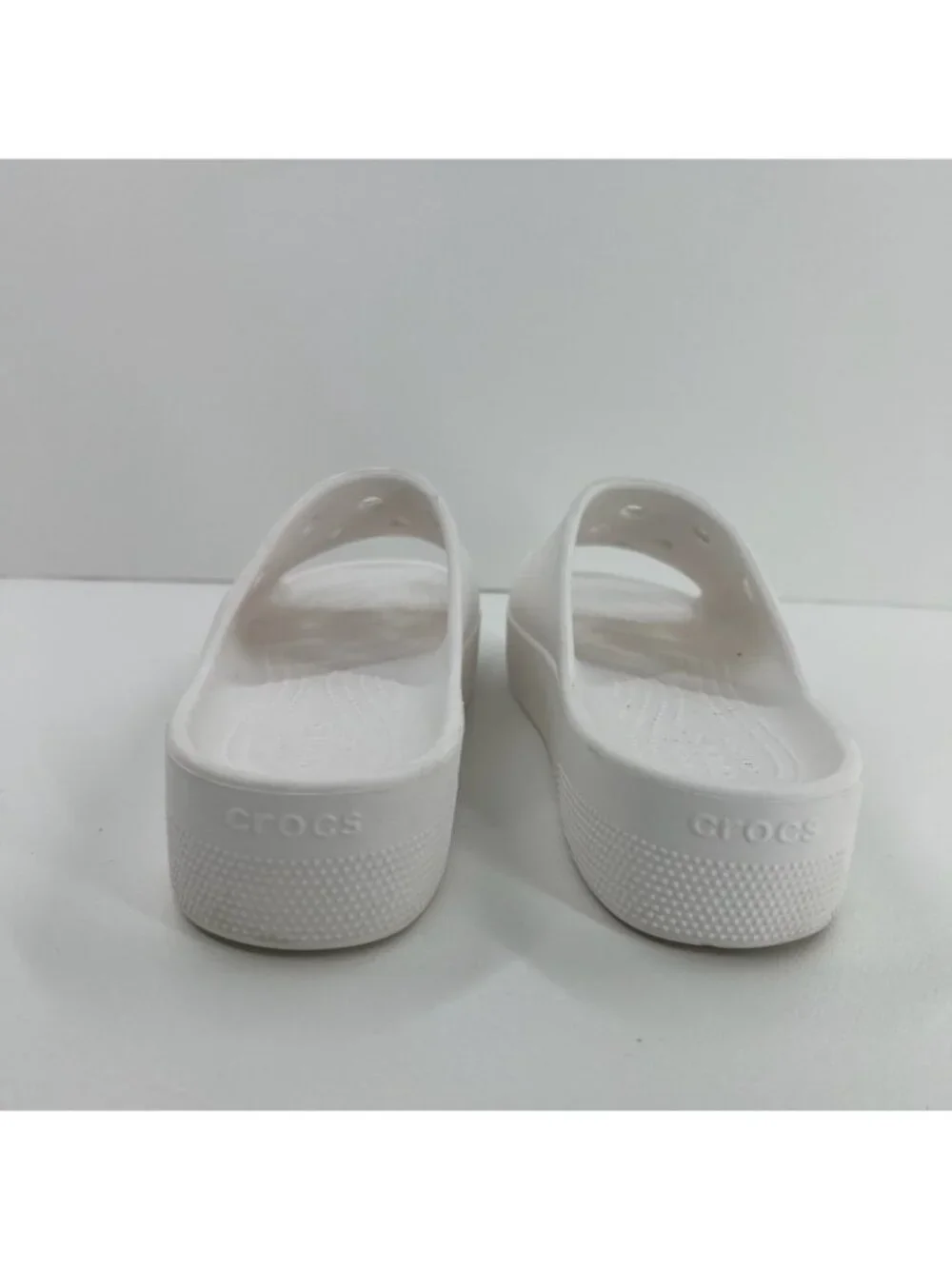 Crocs Classic Platform Slide Sandals Women US 9 Lightweight Chunky Slip On White